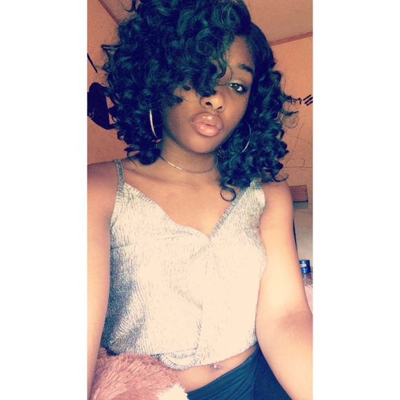 Meet your Posher, Noesha - Picture 5 of 5